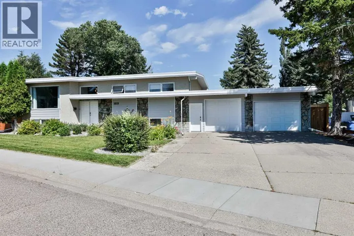 1019 Glacier Drive S, Lethbridge, Alberta T1K3N3