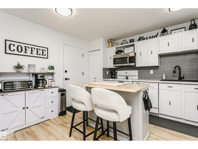 106 FOREST GV, St. Albert, Alberta T8N3K6