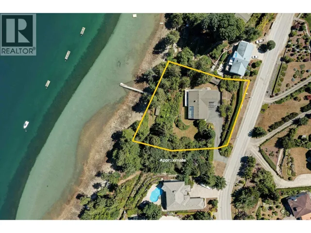 6448 N GALE AVENUE, Sechelt, British Columbia V7Z0L1