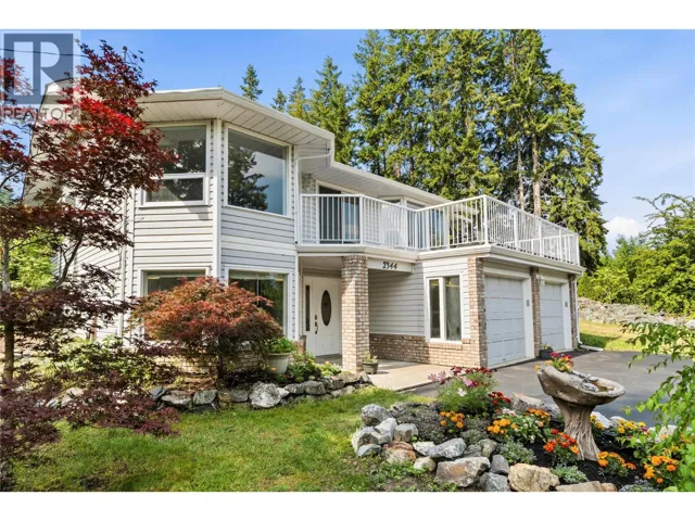 2344 Pleasant Dale Road, Blind Bay, British Columbia V0E1H2