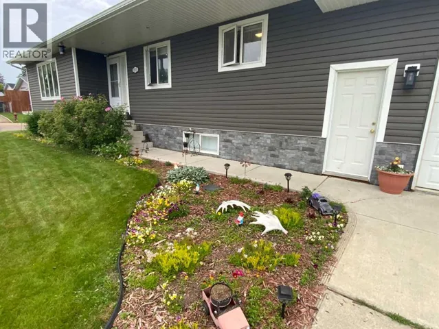 1513 Westview Drive, Bowden, Alberta T0M0K0