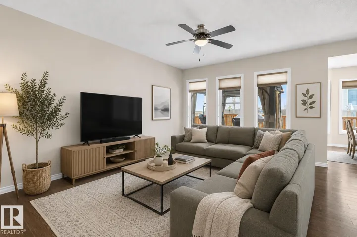 3233 21A AV NW, Edmonton, Alberta T6T0K5