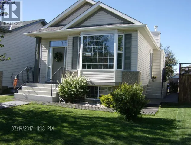 55 Eversyde Green SW, Calgary, Alberta T2Y5C7