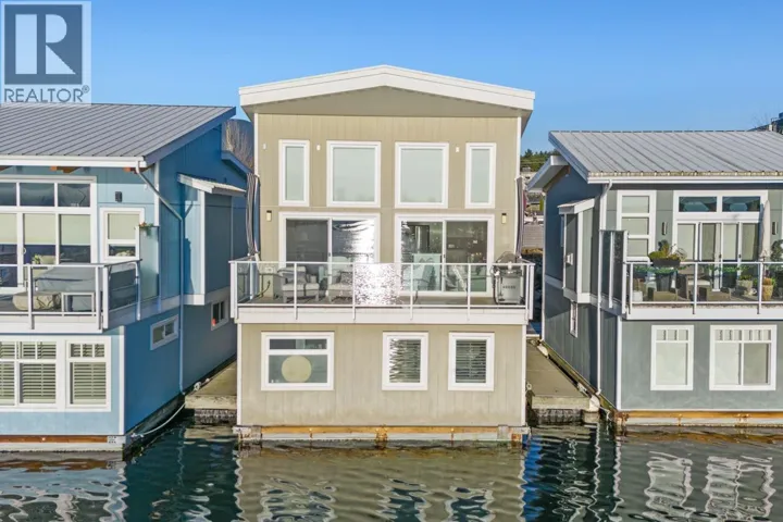 20 415 W ESPLANADE AVENUE, North Vancouver, British Columbia V7M1A6