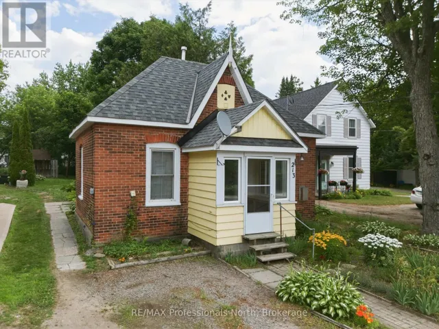 213 JAMES STREET, Bracebridge, Ontario P1L2B8