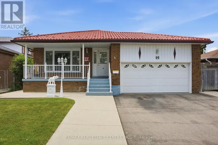 4 MANORCREST STREET, Brampton (Central Park), Ontario L6S2W9