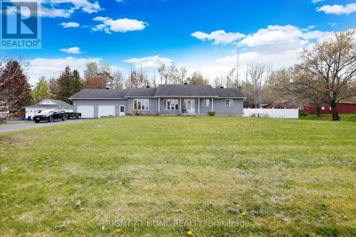 902 RUE ELIZABETH STREET, Alfred and Plantagenet, Ontario K0B1C0