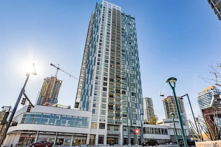 23XX 13398 104 AVE, Surrey, British Columbia V3T1V6