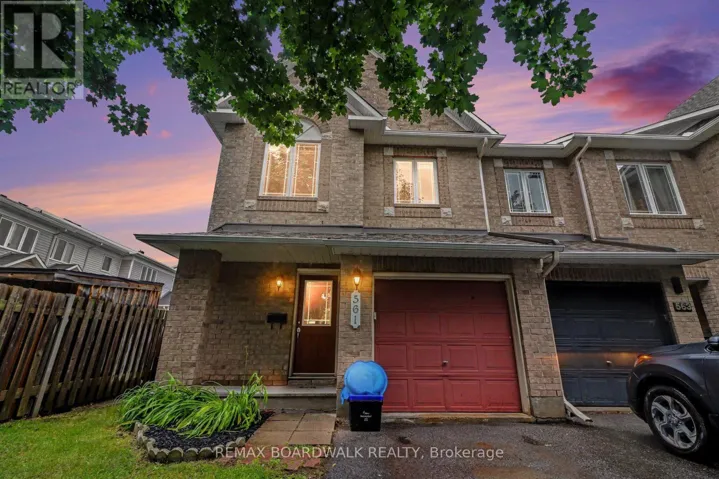 561 AQUAVIEW DRIVE, Ottawa, Ontario K4A4V4
