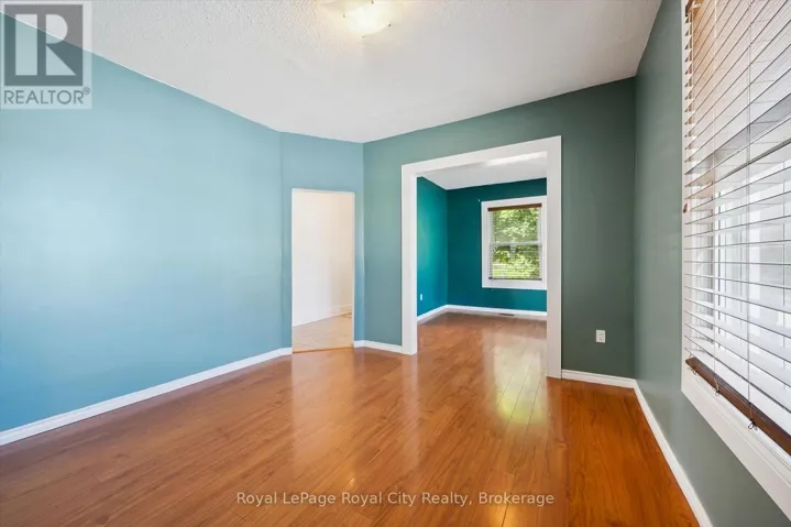 780