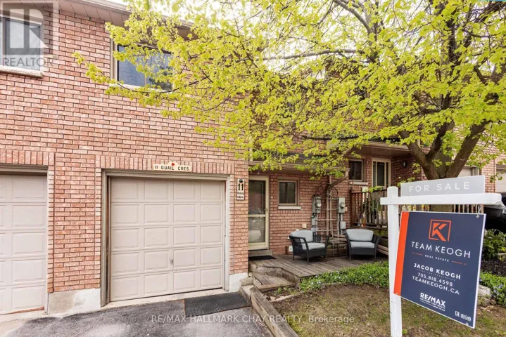 11 QUAIL CRESCENT, Barrie (Ardagh), Ontario L4N6X1