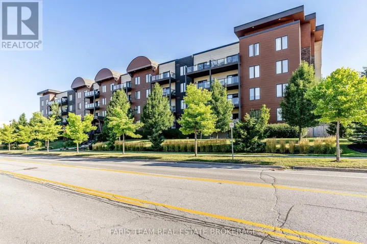 211 - 100 DEAN AVENUE, Barrie (Painswick South), Ontario L4N0V4