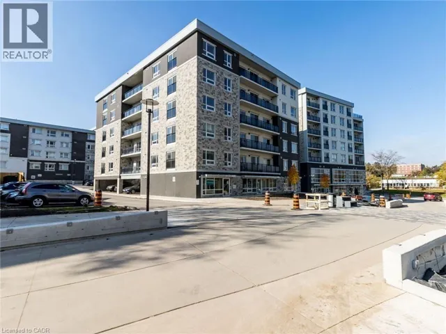 275 LARCH Street Unit# H108, Waterloo, Ontario N2L3R2