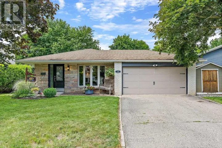 33 FAGAN DRIVE, Halton Hills (Georgetown), Ontario L7G4P4