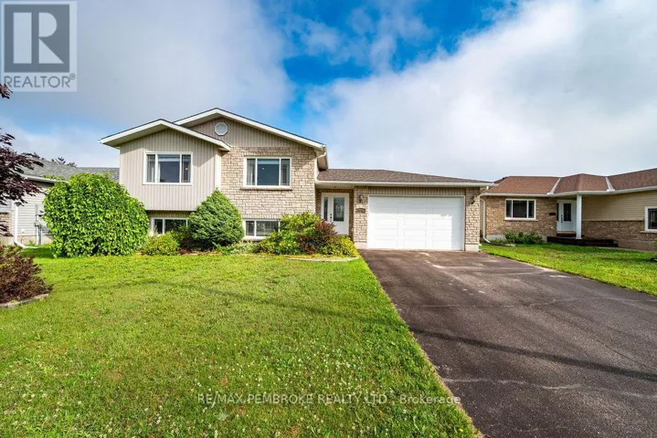 2038 SANDSTONE CRESCENT, Petawawa, Ontario K8H0A6