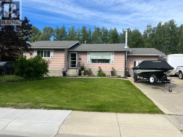 506 HAMMOND Drive, Fox Creek, Alberta T0H1P0