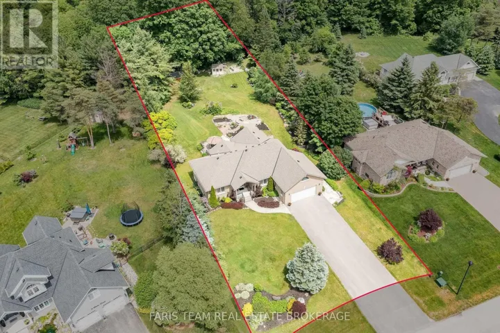 5 BLAKE COURT, Wasaga Beach, Ontario L9Z1R8