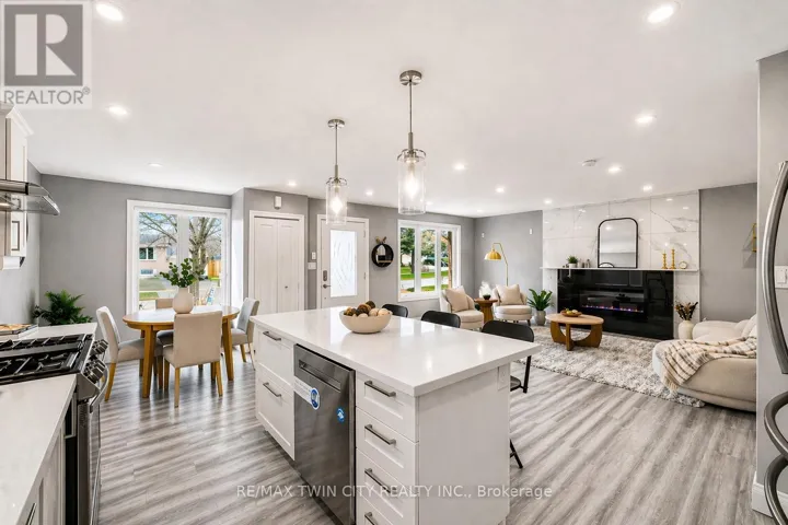 86 CARLYLE DRIVE, Kitchener, Ontario N2P1P5