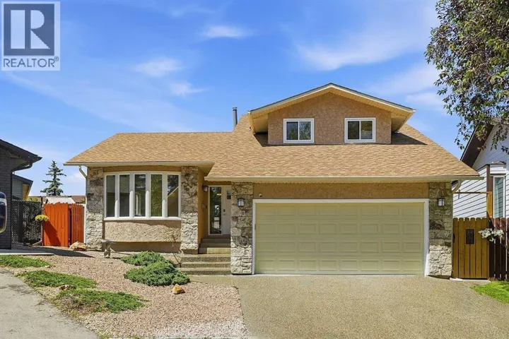 43 Beaconsfield Place NW, Calgary, Alberta T3K1W8