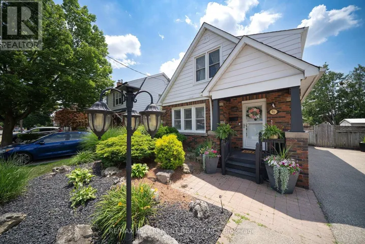 22 BURWELL STREET, Brantford, Ontario N3T4T6