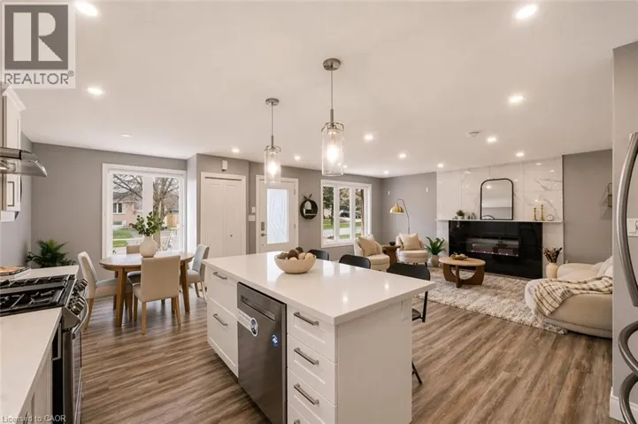 86 CARLYLE Drive, Kitchener, Ontario N2P1P5