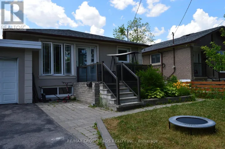 44 ROMULUS DRIVE, Toronto (Bendale), Ontario M1K4C2
