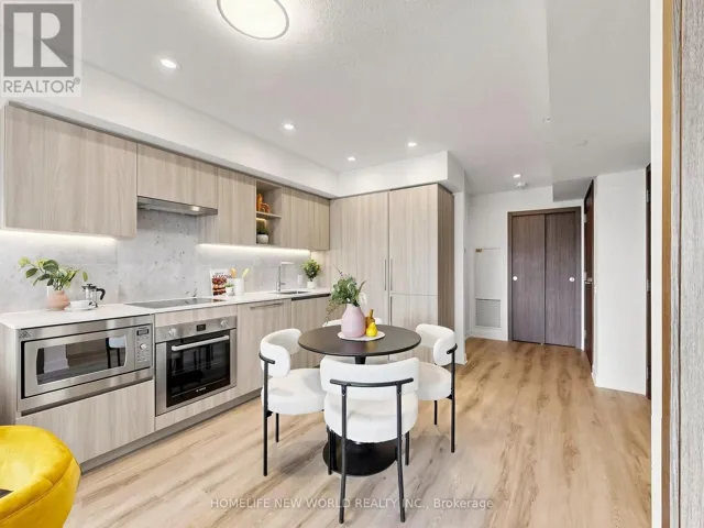 2011 - 17 BATHURST STREET, Toronto (Waterfront Communities), Ontario M5V0N1