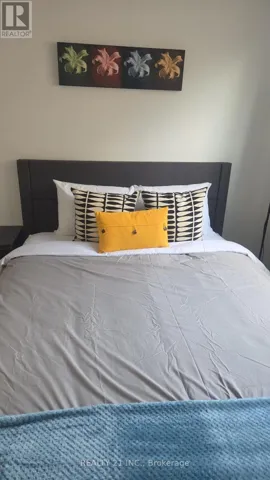 UPPER - 32 LIONHEAD TRAIL, Toronto (Rouge), Ontario M1B2J6