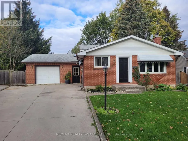 27 TOULON CRESCENT, London East (East I), Ontario N5V1J4