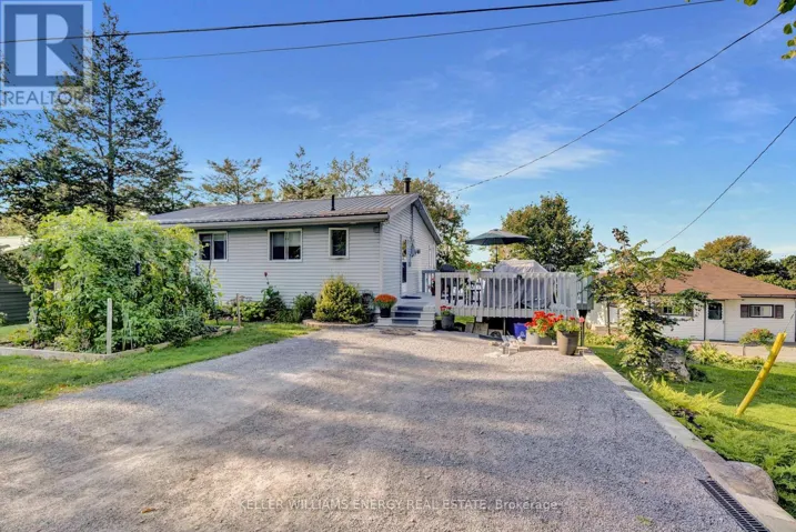 102 BISHOP LANE, Prince Edward County (Sophiasburg Ward), Ontario K0K1A0