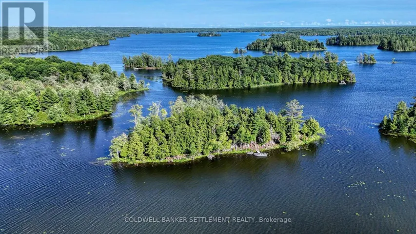 635 ISLAND L ISLAND, Frontenac (Frontenac Centre), Ontario K0H2P0