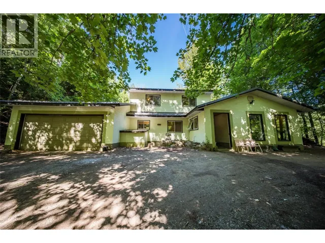60 Short Street, Trail, British Columbia V1R2L3