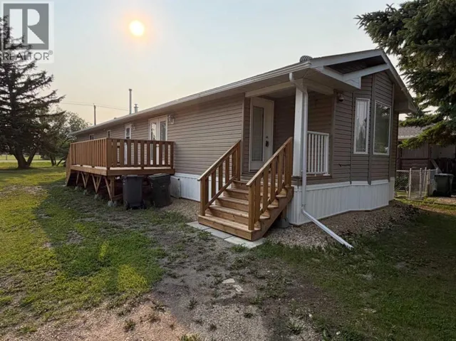 2 6205 54 Street, Ponoka, Alberta T4J1M5