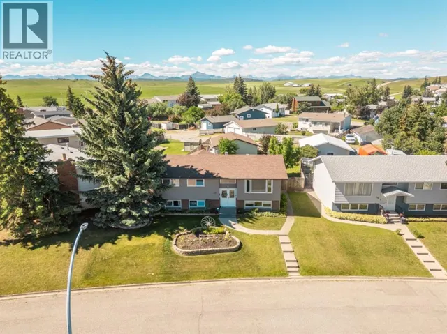 580 McDougall Street, Pincher Creek, Alberta T0K1W0