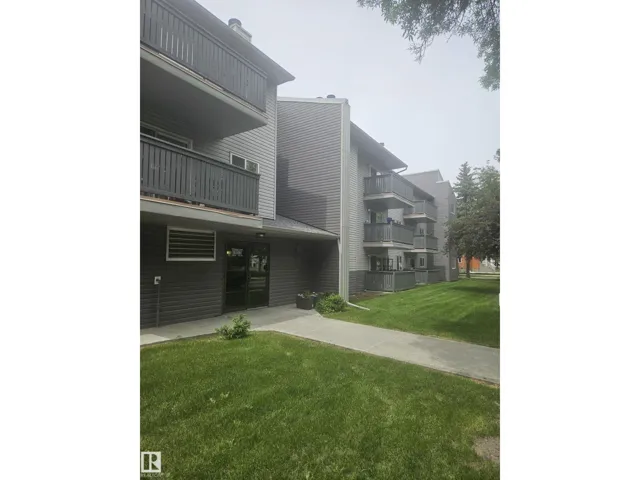 10838 108 street NW, Edmonton, Alberta T5H3A6