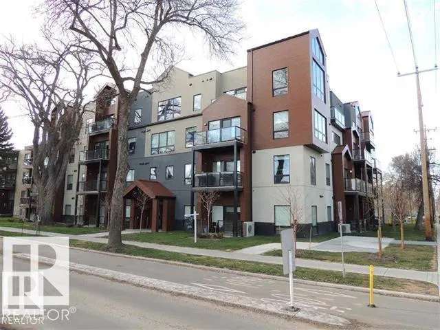 #103 10006 83 AV NW, Edmonton, Alberta T6E2C2