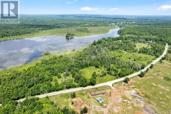 476 ENNIS ROAD, Tay Valley, Ontario K0G1A0