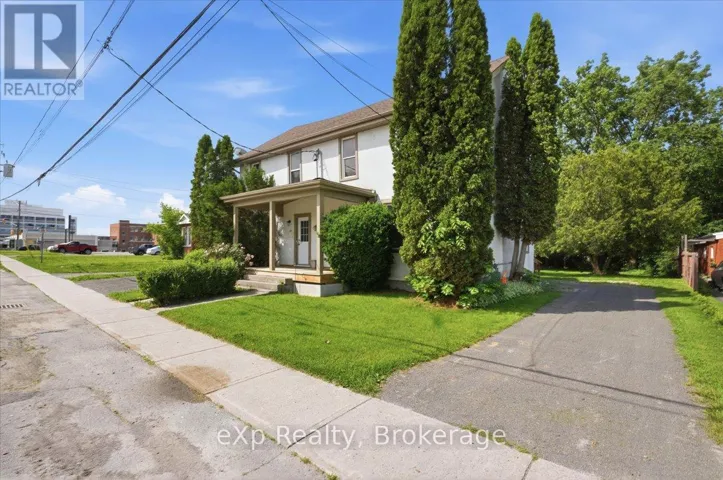 132 MACDONALD AVENUE, Belleville (Belleville Ward), Ontario K8N3Y3