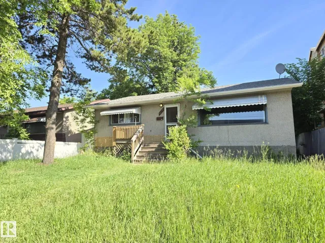 9616 63 AV NW, Edmonton, Alberta T6E0G5