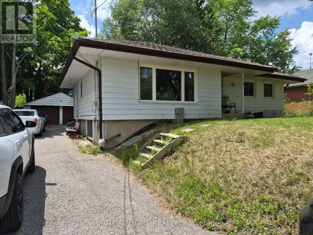 4 WENDY WAY, Richmond Hill (Oak Ridges), Ontario L4E2V6