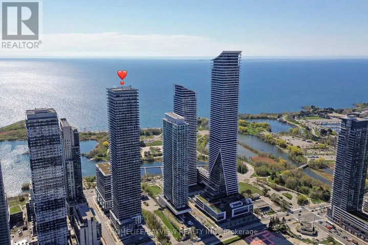 TH 101 - 70 ANNIE CRAIG DRIVE, Toronto (Mimico), Ontario M8V0G2