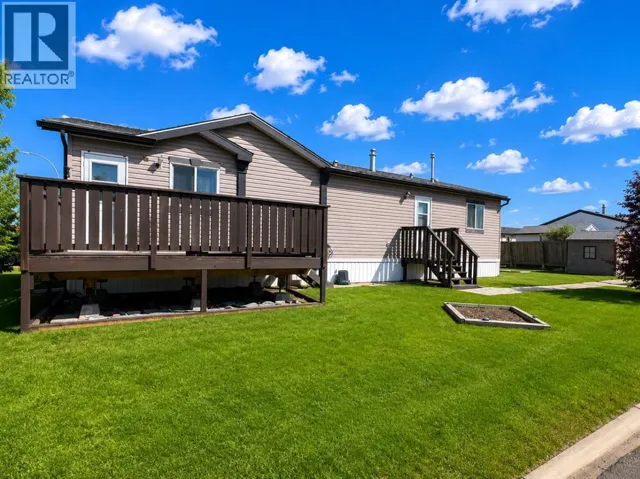 8701 90 Street, Grande Prairie, Alberta T8X1V6