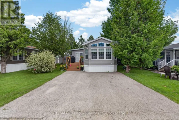 50 PORTSIDE DRIVE - 77719 BLUEWATER HIGHWAY, Central Huron (Clinton), Ontario N0M1G0