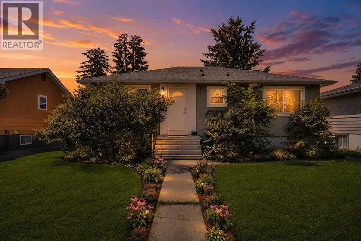 1917 22 Avenue NW, Calgary, Alberta T2M1R8