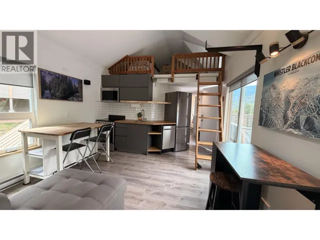 5 2138 SARAJEVO DRIVE, Whistler, British Columbia V8E0B5