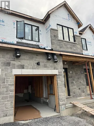 207 BANKSIDE WAY WAY, Ottawa, Ontario K2J7N3