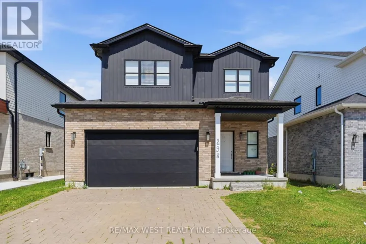 298 MIDDLETON AVENUE, London South (South W), Ontario N6L0E9
