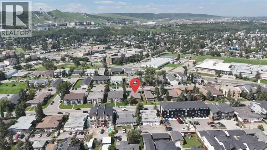 1-8, 4523 73 Street NW, Calgary, Alberta T3B2M3