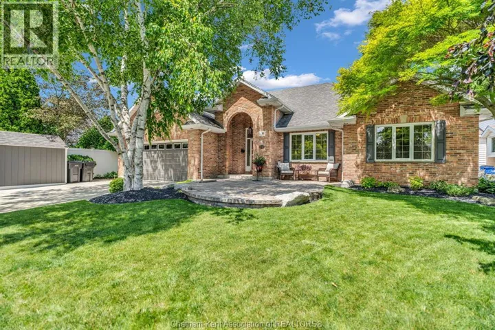 8 CHRISTINA PLACE, Chatham, Ontario N7L5K4
