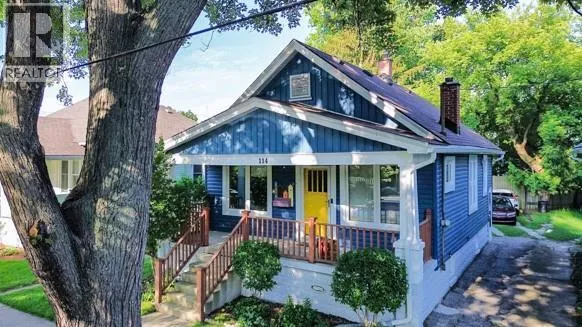114 COLLEGE N AVENUE North, Sarnia, Ontario N7T6A9